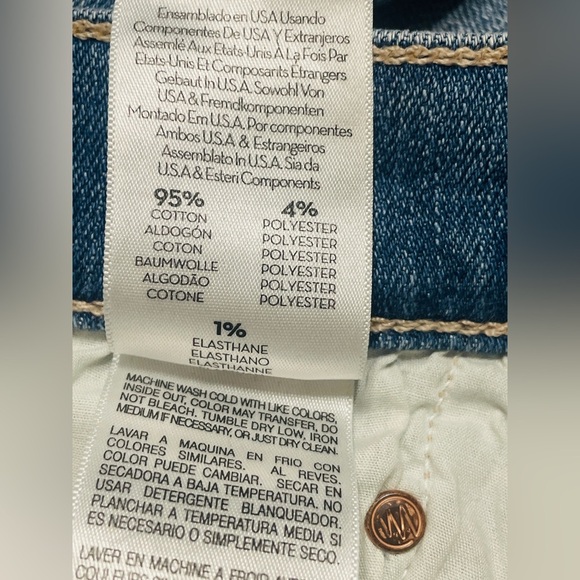 MOTHER high waisted rider ankle jean in kiss and make up again wash Sz 27
8116 - Picture 9 of 11